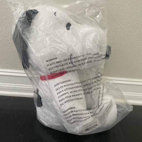 Peanuts Snoopy Jumbo Plush - Picture 3 of 13